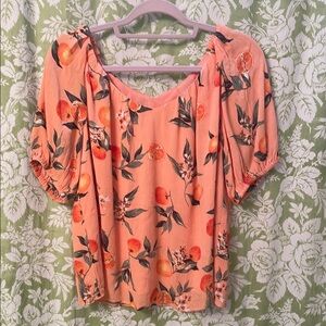 🏝️Big $5 Sale!🏝️LOFT Peach Floral Women's Top